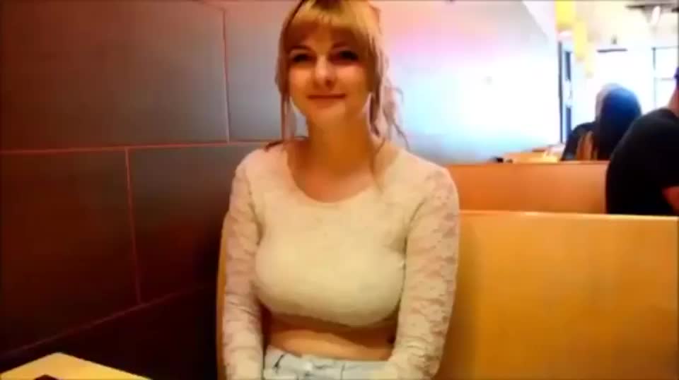 Amateur Tit Flash : video clip