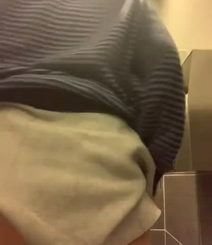 I'm at the office but I wish I was stretching my holes :( : video clip