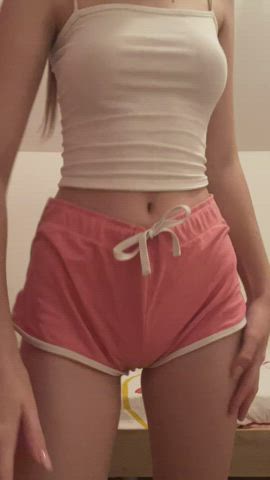 Do I look good, daddy? : video clip