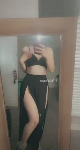 Anyone want to make use of my petite curvy body? : video clip