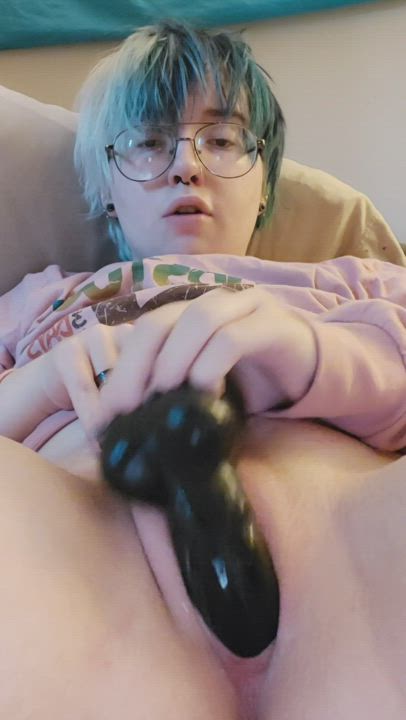 My pussy creams all over my dildo 😳 I'm so wet it feels so good!! [FtM] : video clip