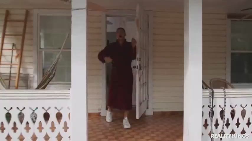 Scooting, Flashing & Fucking : video clip