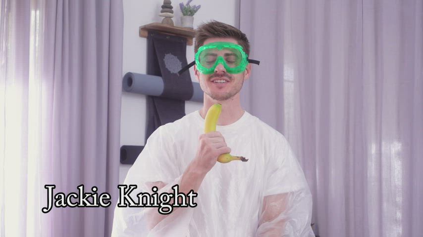 Brenna Sparks and Jada Kai Squirt Competition : video clip