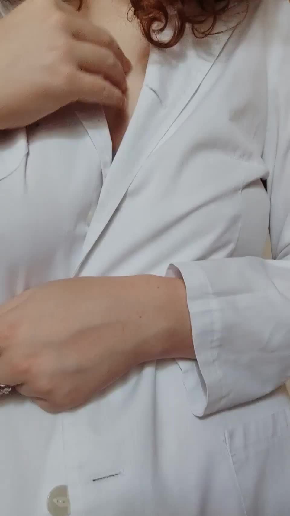 Cute redhead dentist to rescue your dick : video clip