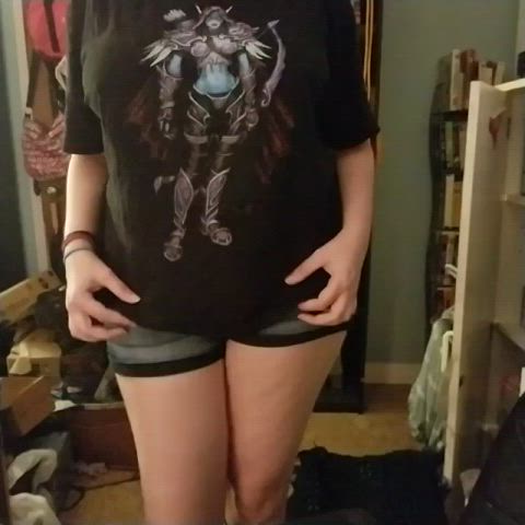 [OC] My boobs bouncing in...For the Horde!! : video clip