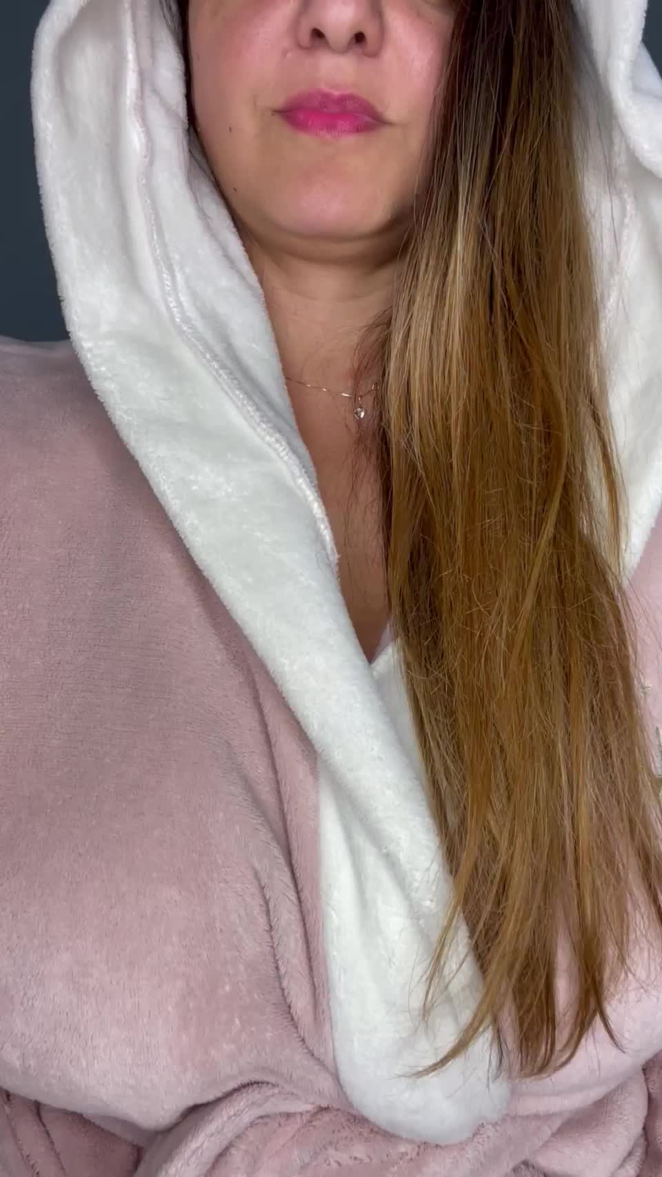 you can use my big tits as pillows : video clip