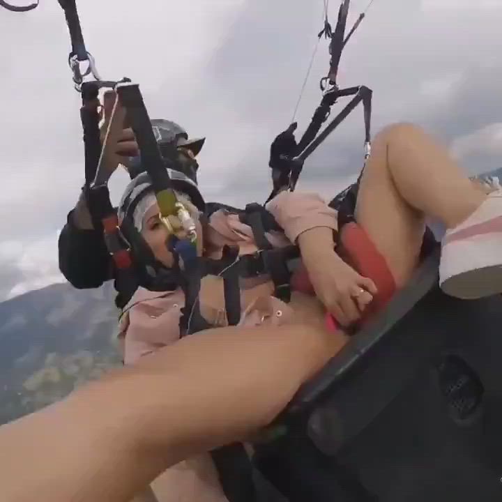 Wanna control the phone when we're flying? : video clip