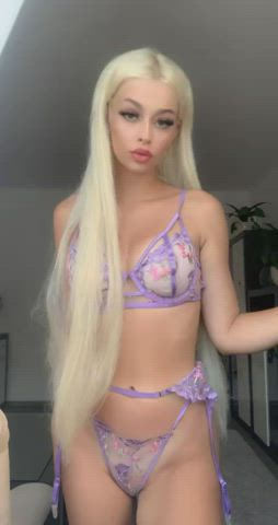 Rate them 1-10 : video clip
