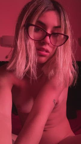 take a look and tell me if u like it baby : video clip