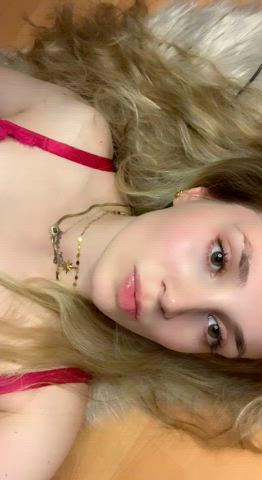 Tell me where would you start kissing the most creative answer wins :P : video clip