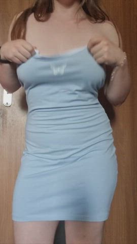 I love when my nipples are sucked : video clip
