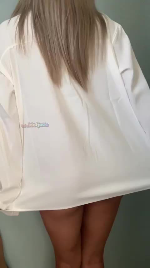 Would you have fun with a petite Asian like me? : video clip