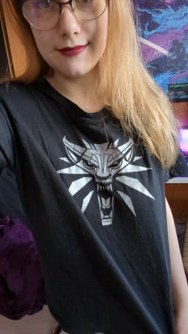 Hope i can beat you in a Gwent game ♥ : video clip