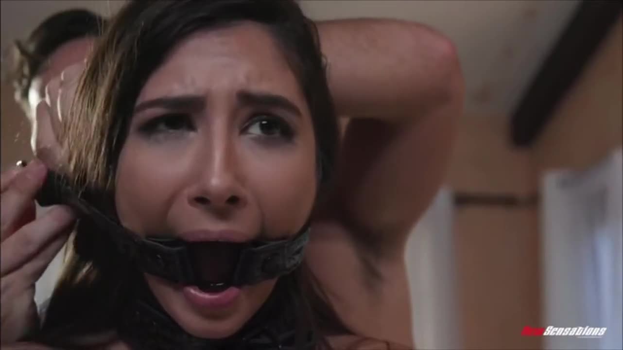 Gianna Dior - Gianna Dior in Hotwife Bound 4 : video clip
