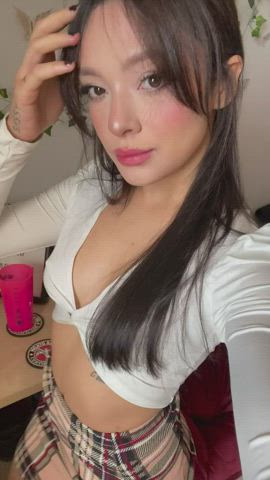 Here’s my tight young body for you : video clip