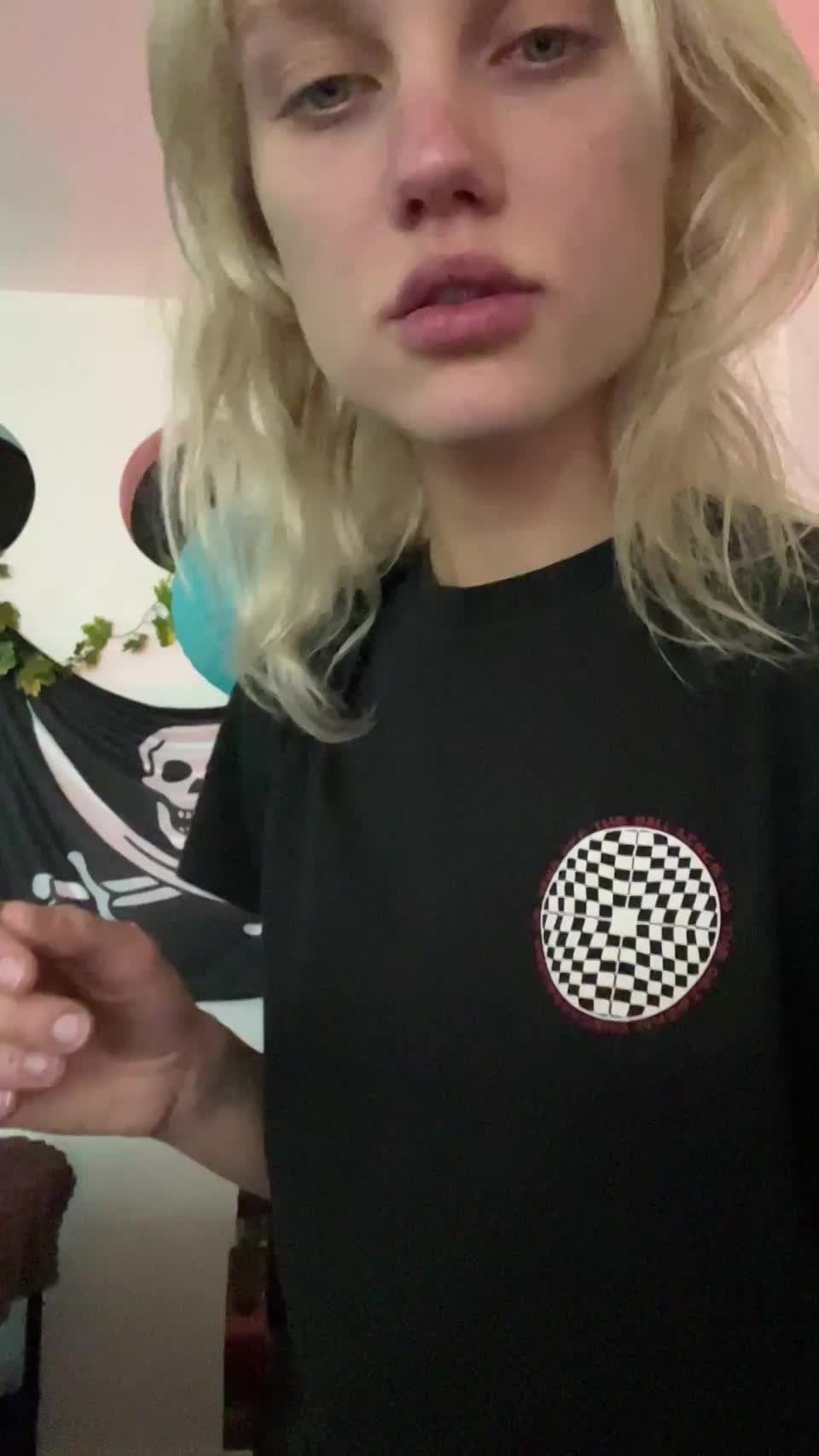 POV you tell me to get naked 😇 : video clip