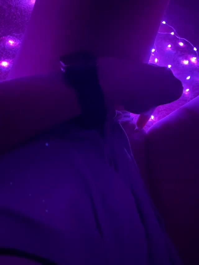 Just one little taste 😋 : video clip