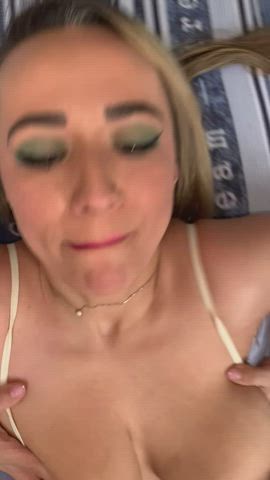 Emptying his sack all over my makeup 😍 : video clip