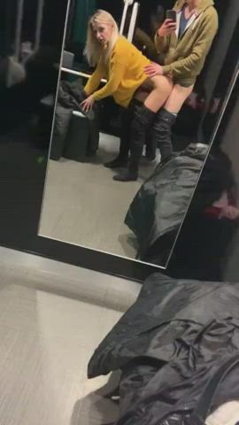 Changing Room moment : video clip