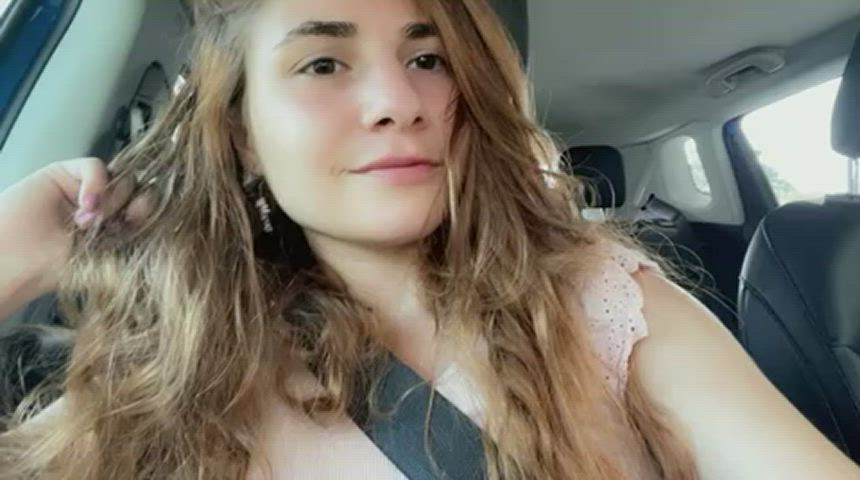 Wet and I didn’t wear panties :/ : video clip