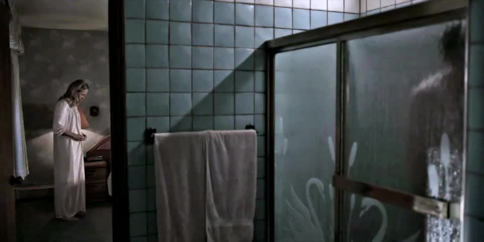 Adelaide Clemens in Under the Banner of Heaven [S1E1-2022] : video clip