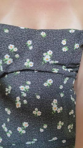 no panties .. : video clip
