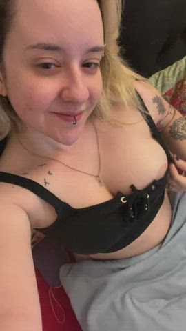 Do you like those “girlfriend” kind of nudes? : video clip