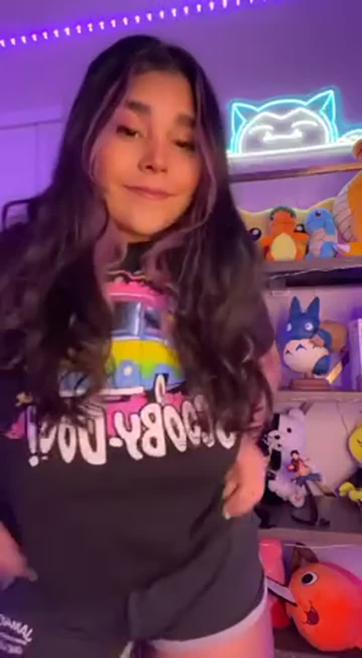 Am I dinner material? : video clip