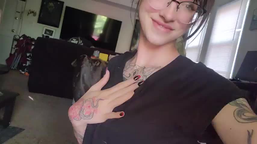 does my tight pussy make you drool? : video clip