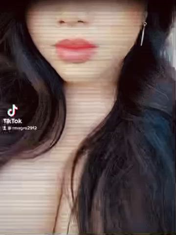 Daddy said she could get a taste. Would you like a taste ? 👅 : video clip