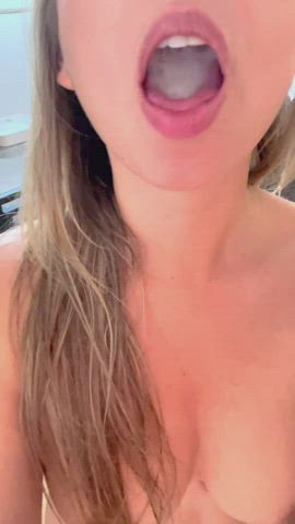 Make me your little cupcake? : video clip