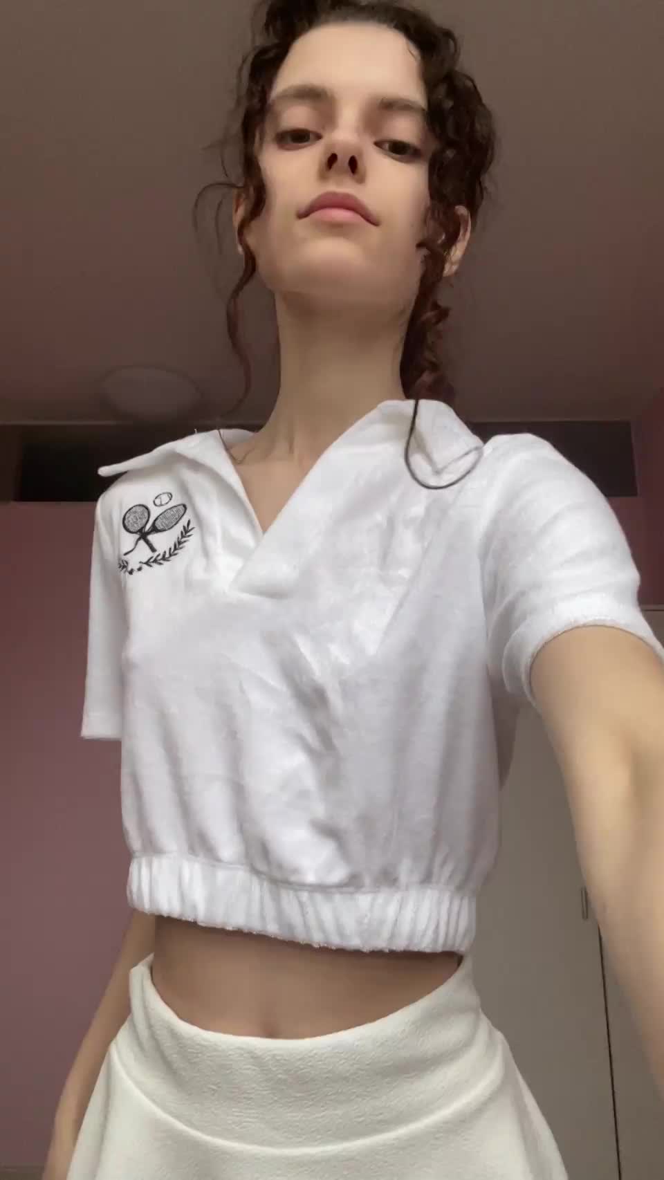 My sweet nipples should be in your mouth right now : video clip