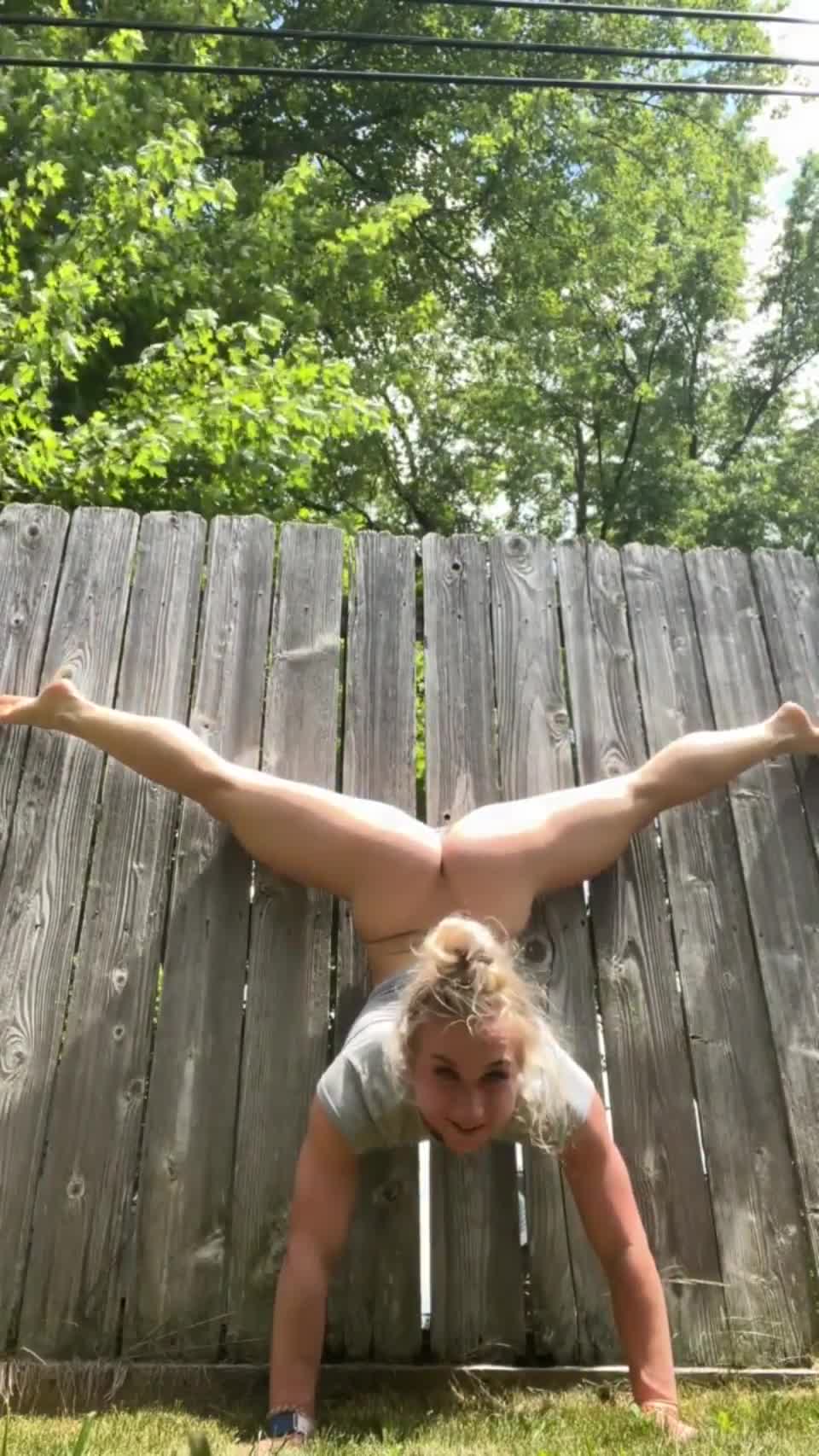 One day I learn how to do these 🙈 : video clip
