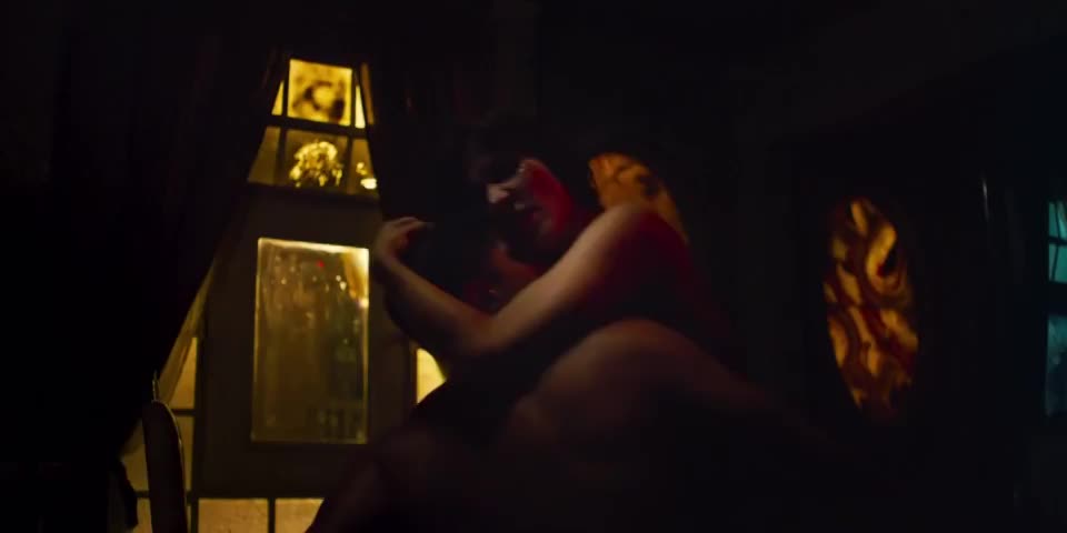 Eréndira Ibarra in Dark Forces (2020) : video clip