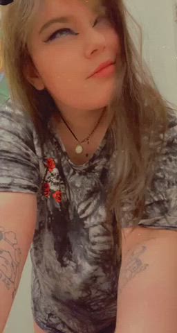 I think I’m curvy lol maybe I’m more chubby : video clip