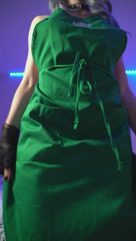 I love to serve older men, but they can rarely keep up with me ;) : video clip