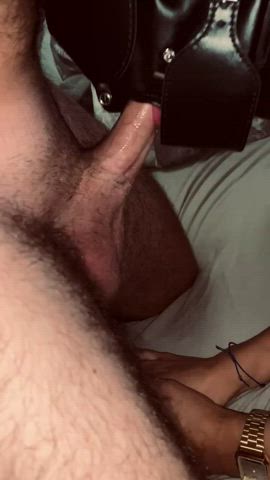I want to, but I also need to suck him dry : video clip