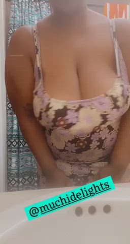🥰 squish : video clip