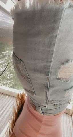 Did you expect panties underneath? : video clip