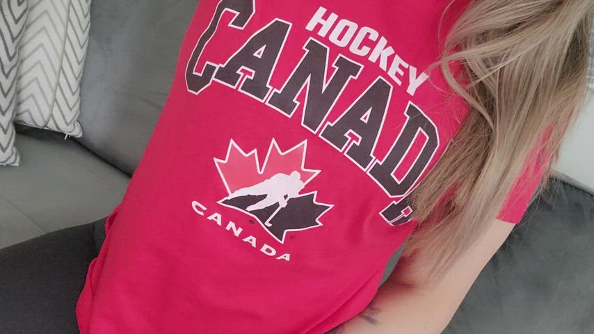 would you smash this bouncing canadian girl? : video clip