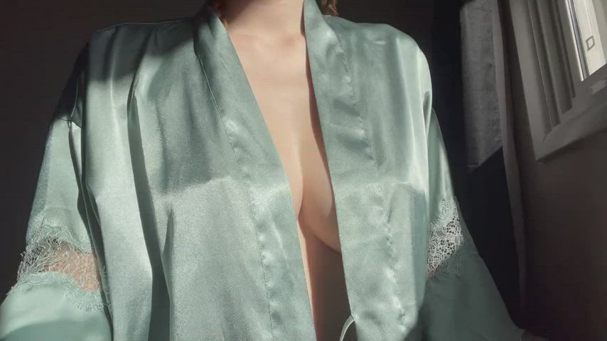 Perfect little body : video clip
