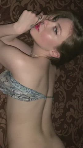 I lie and think about your dick : video clip