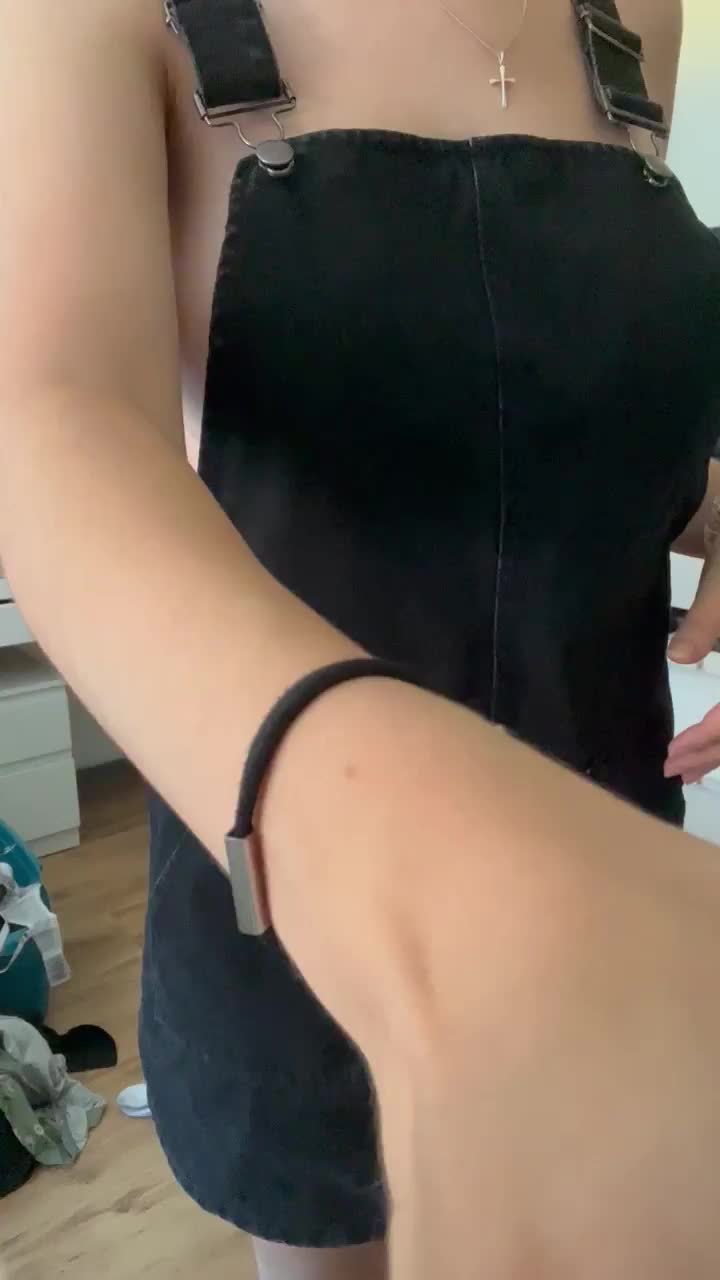No caption… just boobs : video clip
