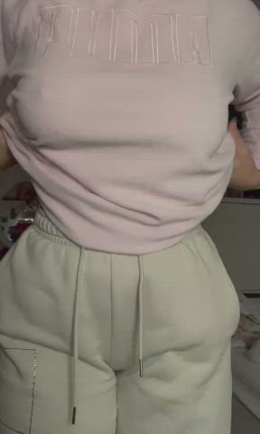 turned 19, am i to old ? : video clip