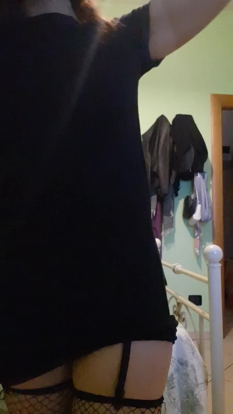 You come home and you find me like this… What would you do?? : video clip