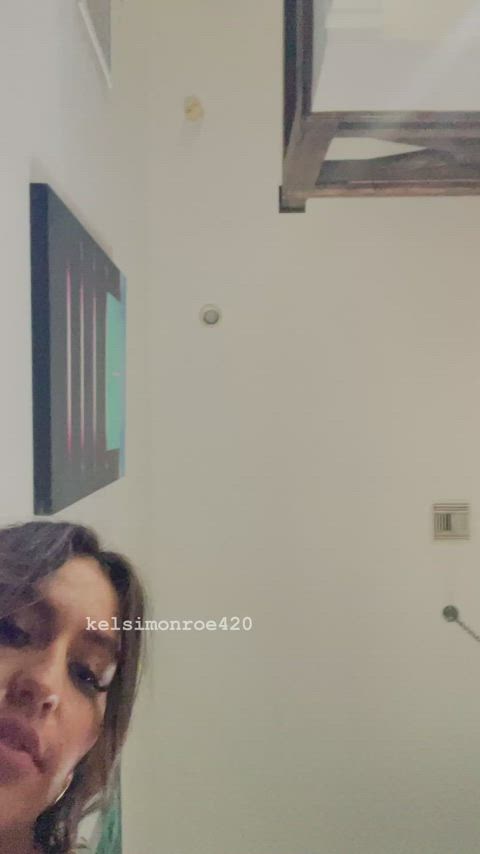 Will you die a happy man if this is the last thing you see [OC] : video clip