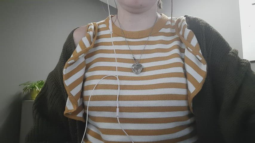 cum suck on my pale white tits : video clip