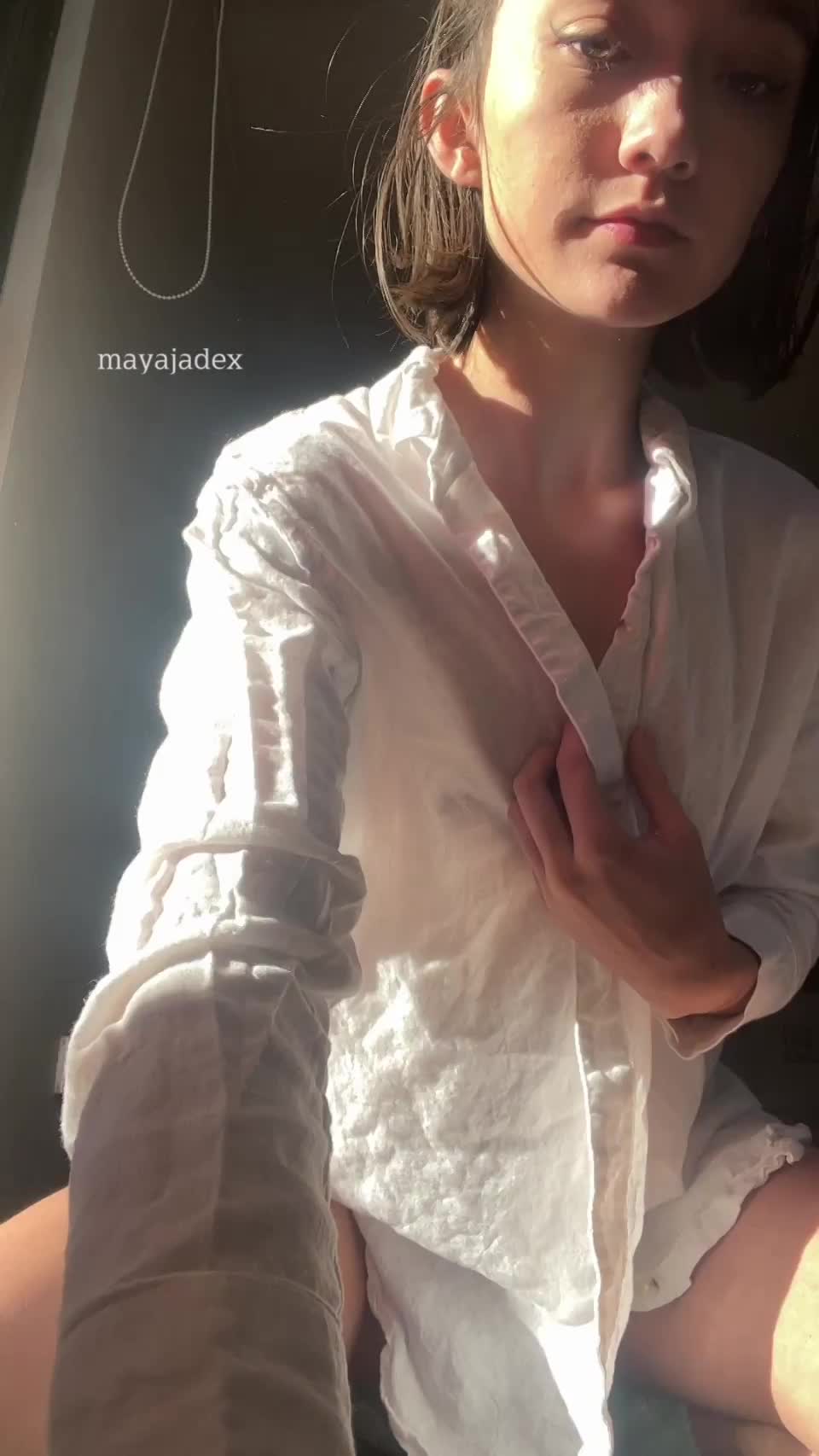 boobs may be small but i might still turn you on : video clip