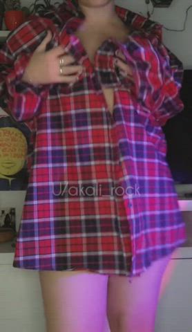 Ready to strip it off : video clip