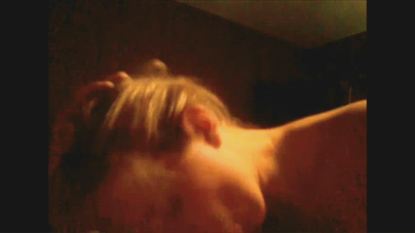 my wife swallowing 40seconds of friend's load : video clip